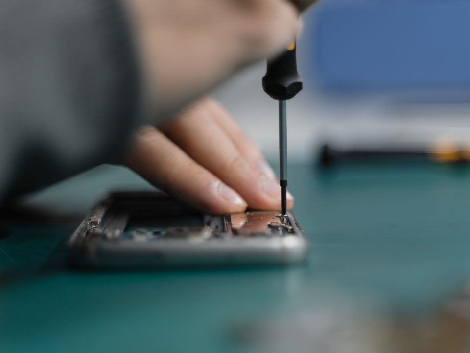 Riparazione smartphone Varese